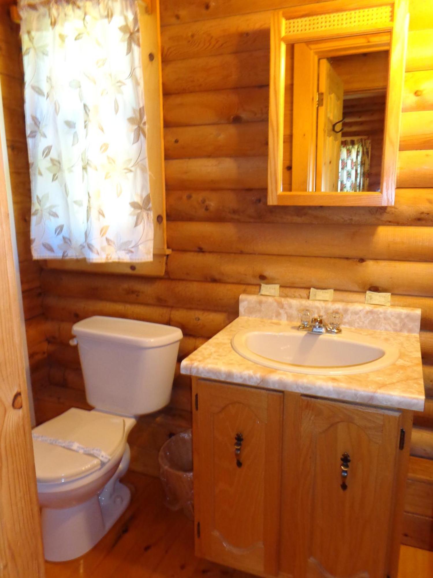 Margaree Forks Cajun Cedar Log Cottages מראה חיצוני תמונה