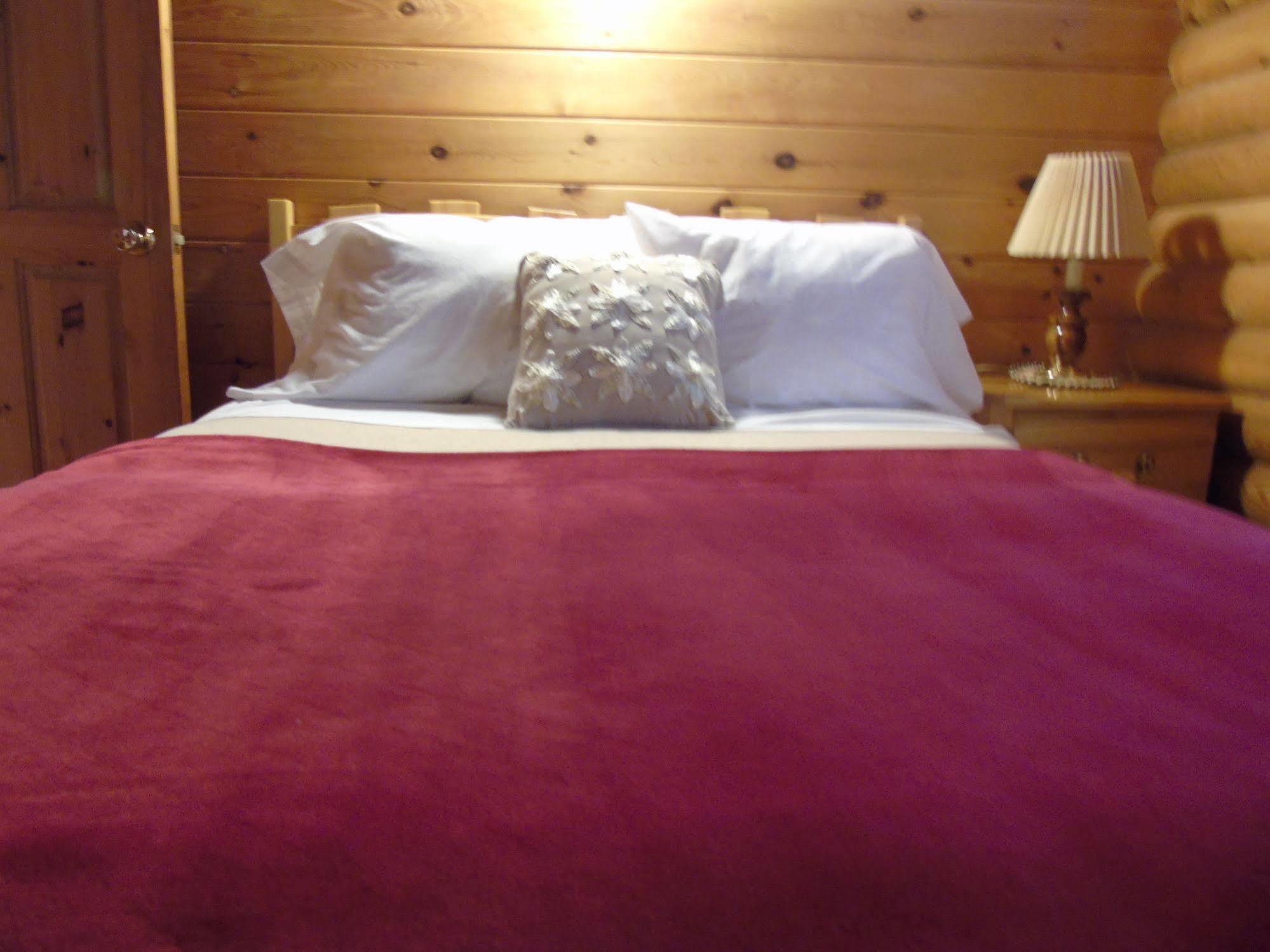 Margaree Forks Cajun Cedar Log Cottages מראה חיצוני תמונה
