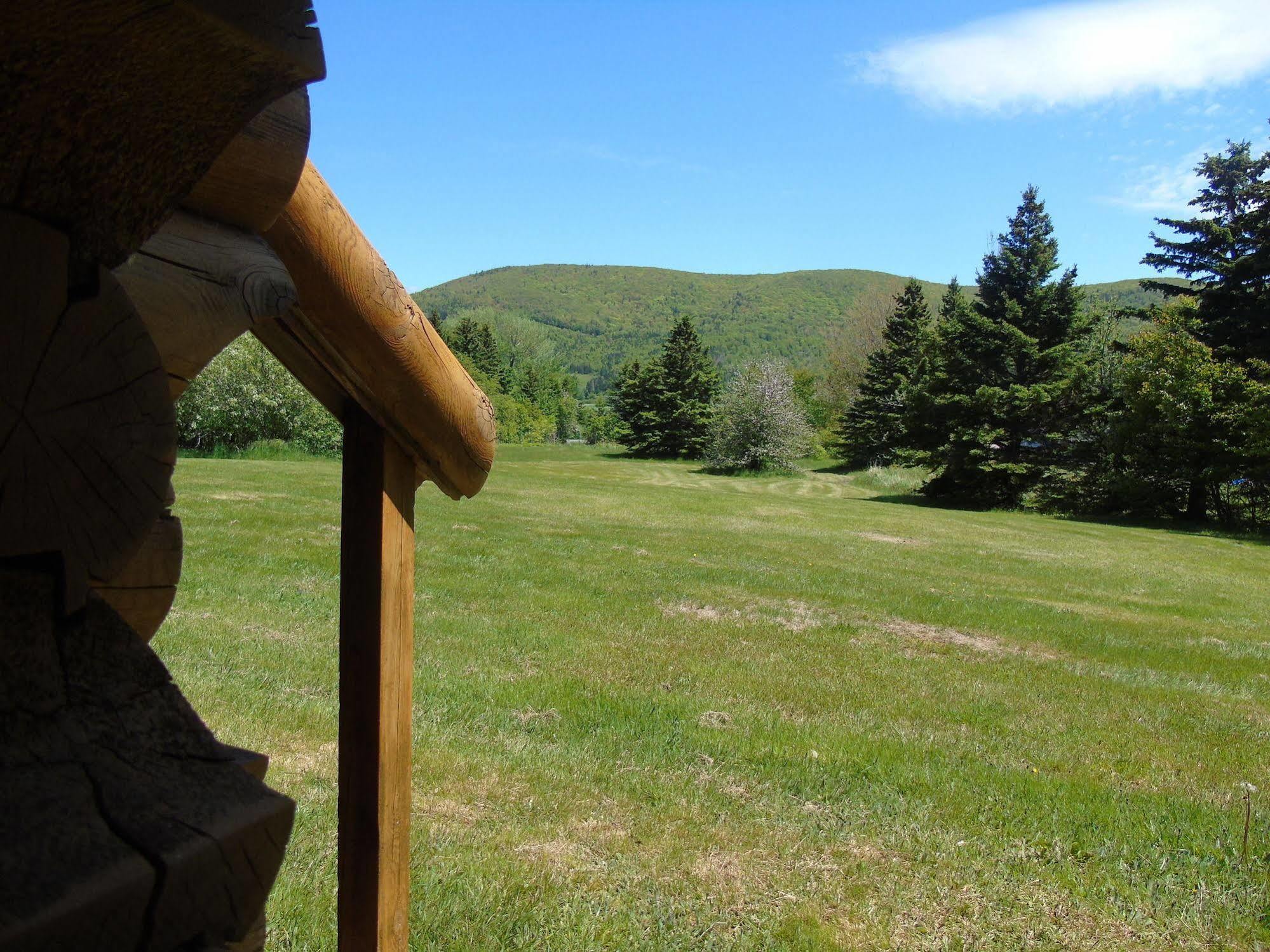 Margaree Forks Cajun Cedar Log Cottages מראה חיצוני תמונה